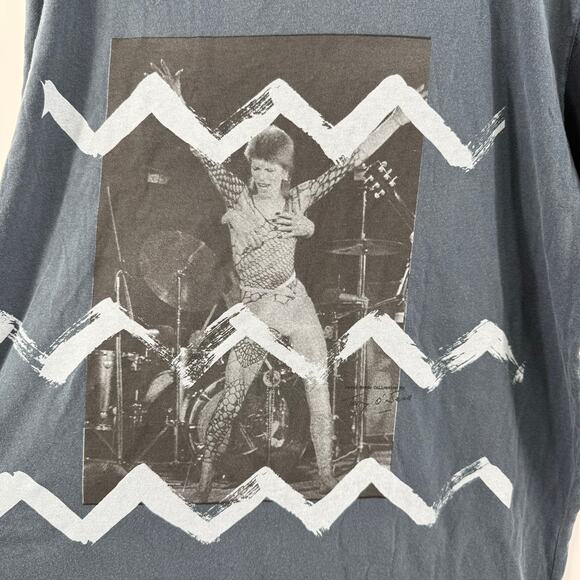 Vintage Concert Tees Size Small/Medium David Bowie x Terry O'Neill Graphic Tee - Picture 7 of 8